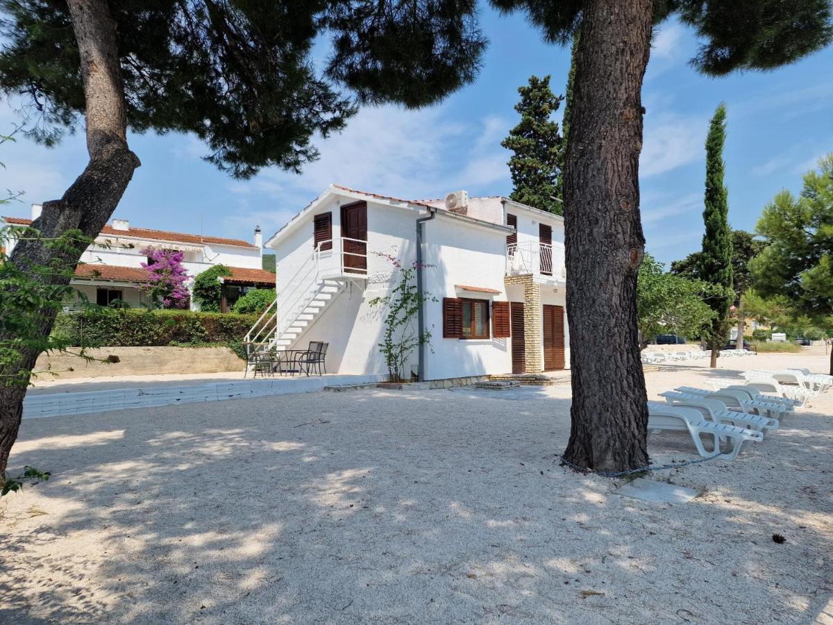 5 Meters From The Sea With Private Beach - 70M2 Colibri Sunset Apartments Sveti Petar  Exteriör bild