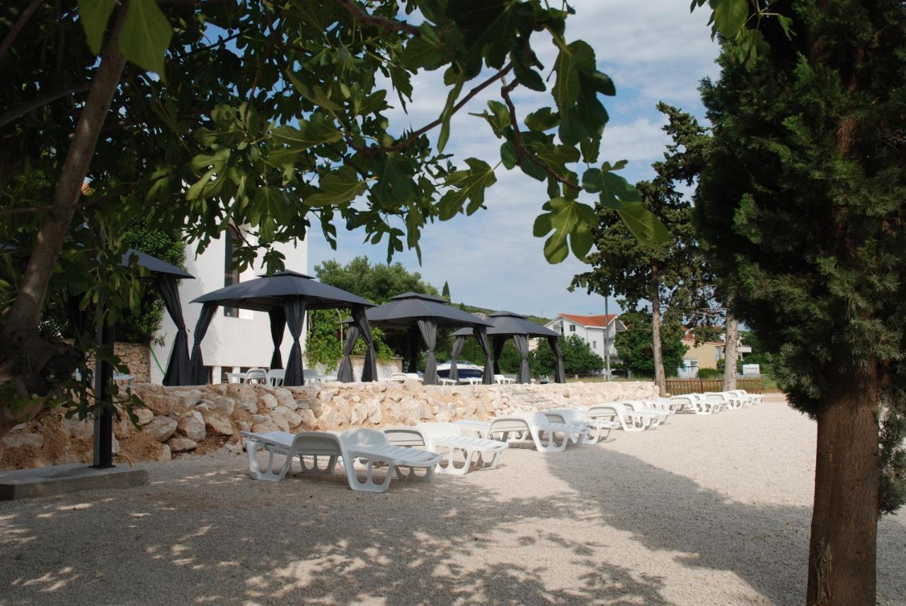 5 Meters From The Sea With Private Beach - 70M2 Colibri Sunset Apartments Sveti Petar  Exteriör bild