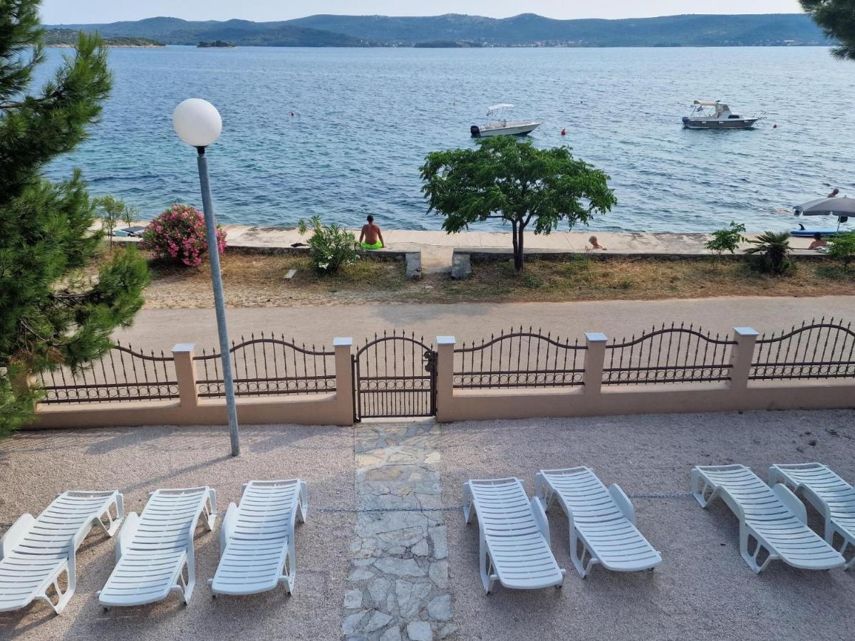 5 Meters From The Sea With Private Beach - 70M2 Colibri Sunset Apartments Sveti Petar  Exteriör bild