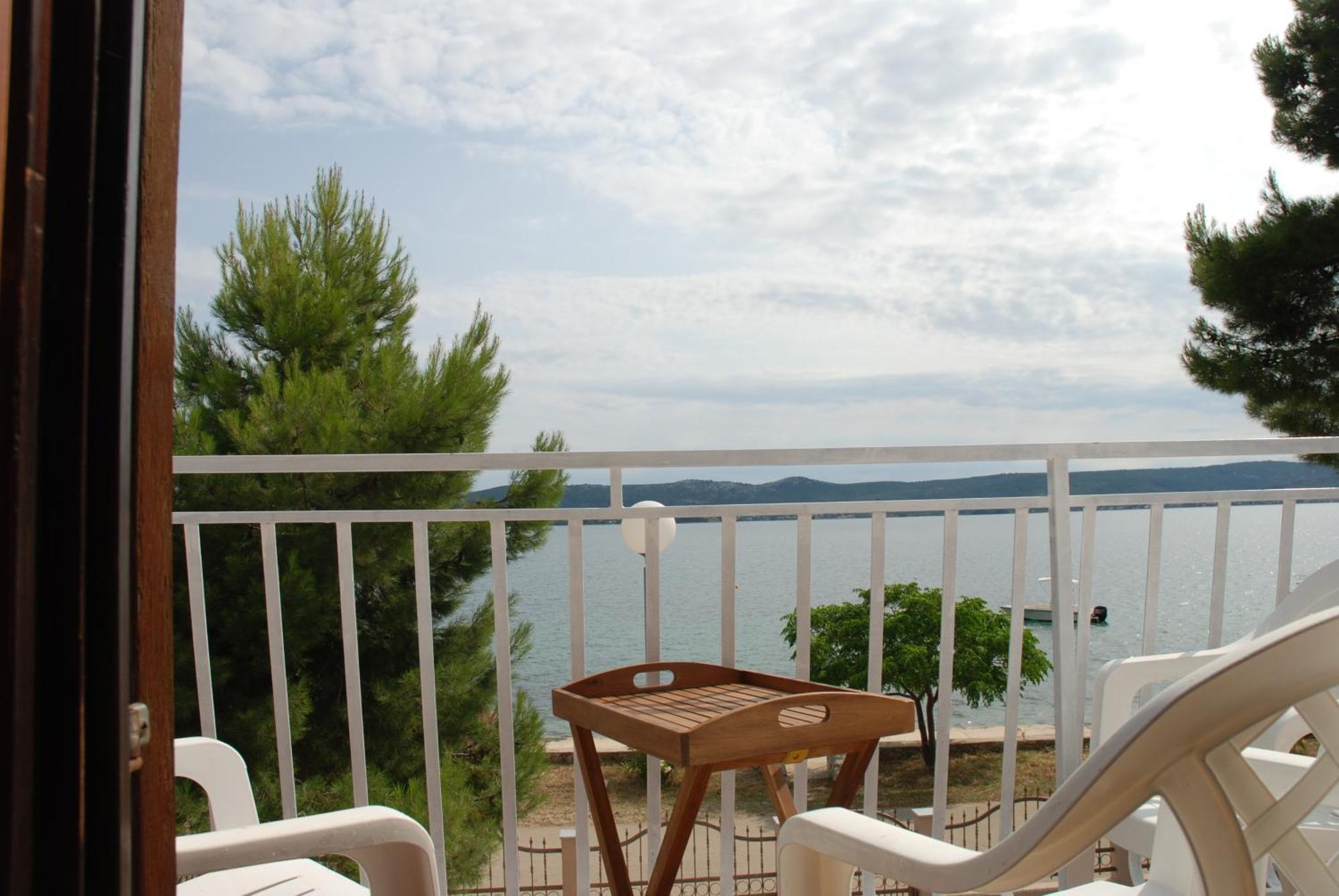 5 Meters From The Sea With Private Beach - 70M2 Colibri Sunset Apartments Sveti Petar  Exteriör bild